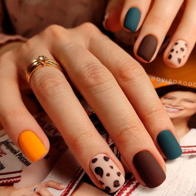 80+ Gorgeously Cute Thanksgiving Nails For Beauty Queens.